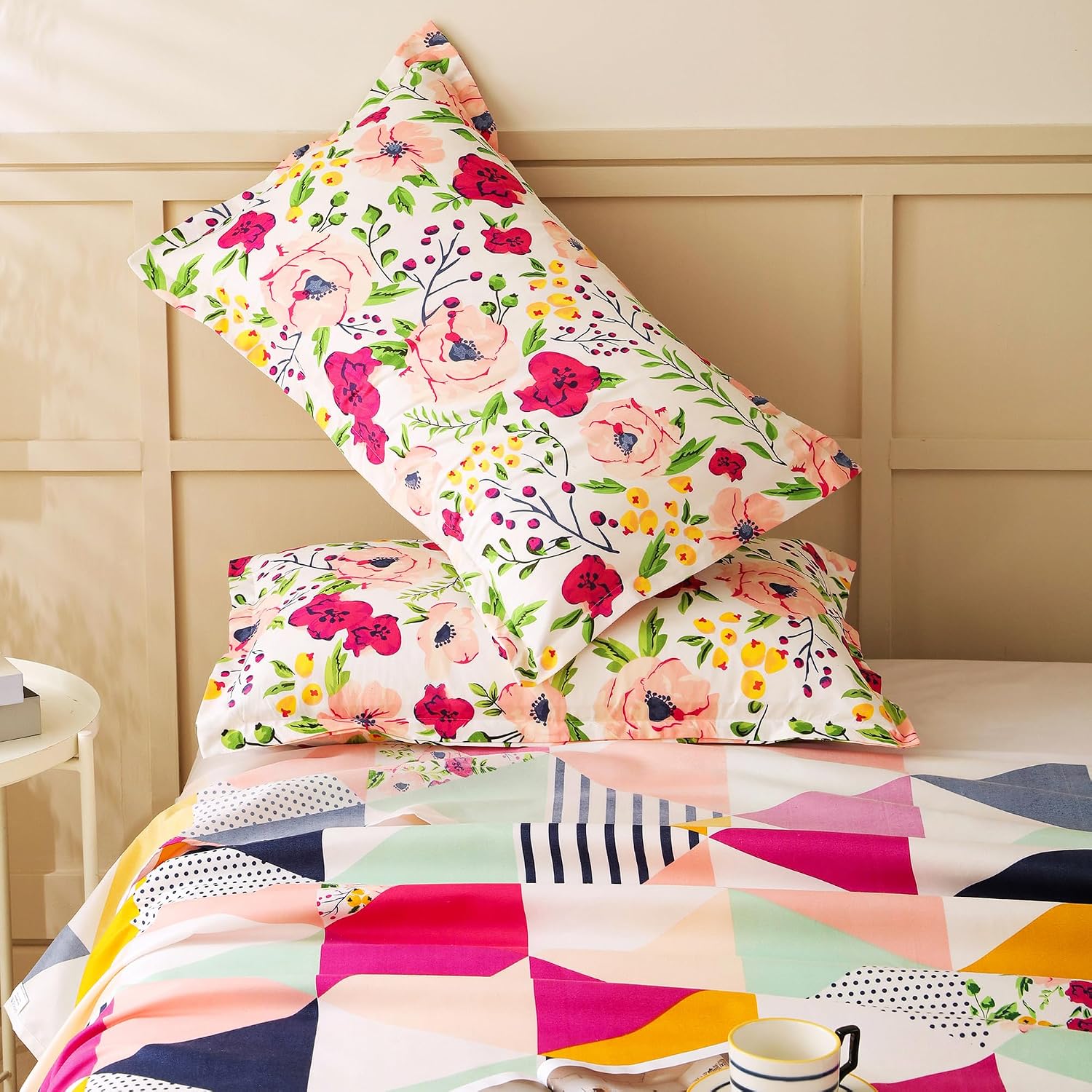 Microfiber Bedsheet Double Bed With 2 Pillow Cover - 88 X 100 Inches, Multicolor | Soft & Light-Weight - Special Occasion | Bedsheet For Queen Size Bed