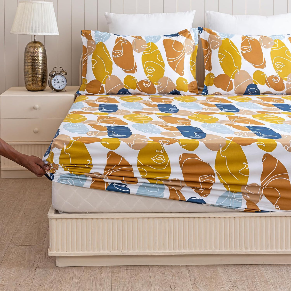 King Size Bedsheet With Two Matching Pillow Cover - 78 X 78 Inches, Brown & White | All Around Elastic Fitted Bedsheet | Wrinkle Free