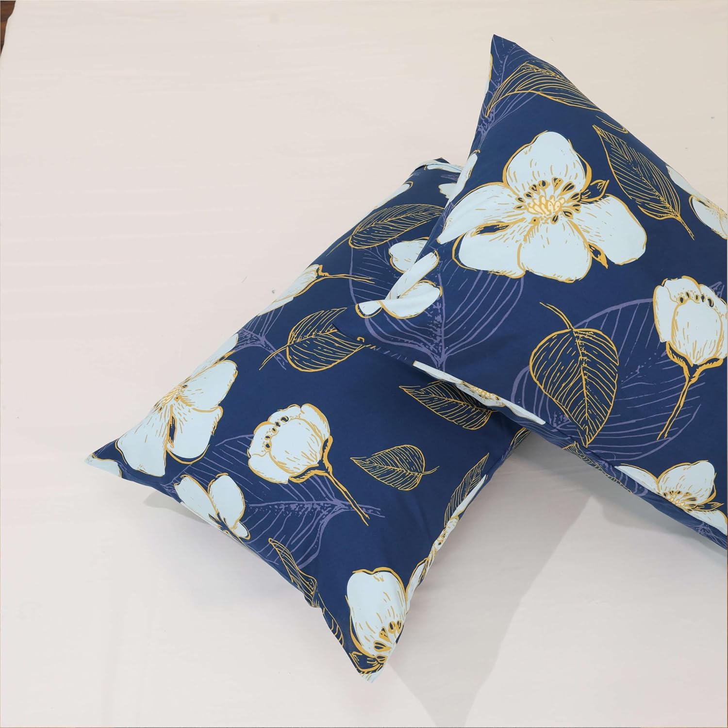 Bedsheet For Single Bed With Pillow Covers Breathable & Soft Classic Floral Beauty Design - 68 X 90 Inch, Blue | 186 Thread Count