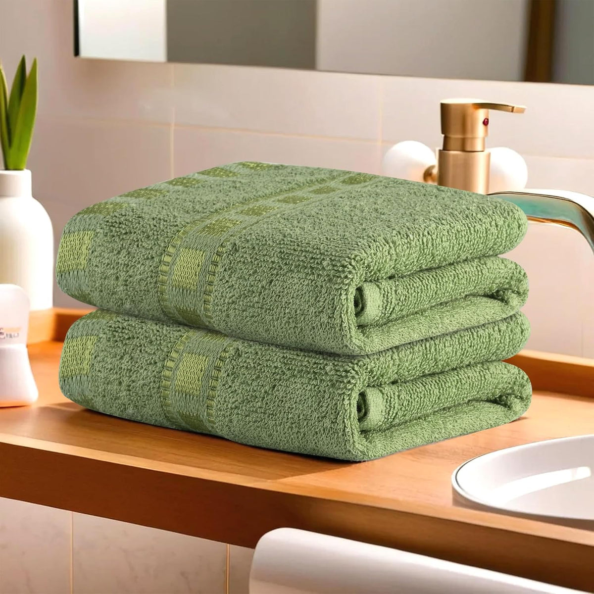 Kuber Industries Cotton Hand & Face Towels 200 Gsm | Easily Washable Workout Gym Napkins For Men | Pocket Towel - Green (Pack Of 2)