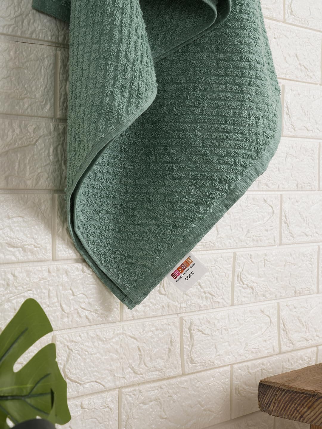Spaces 100% Cotton Large Bath Towel 400 Gsm | For Men & Women Super Absorbent, Quick Dry, Ultra Soft Dobby Solid Design Towels Large Size (Malachite Green)