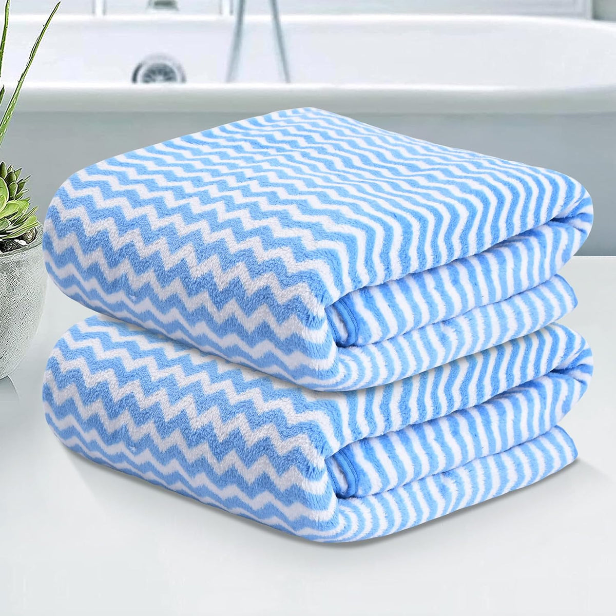 Kuber Industries Microfiber Bath Towel 700 Gsm | Large Size Soft Quick Dry & Absorbent Shower Bath Towel (Zig Zag - Blue)- Pack Of 2