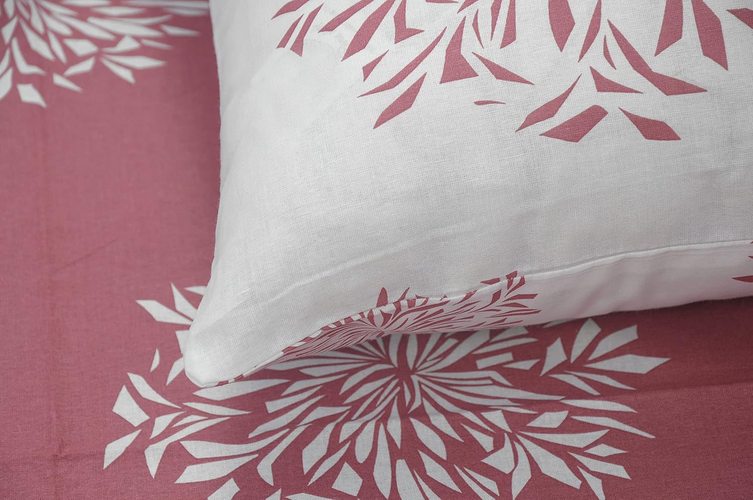 Flat Bedsheet For Double Bed With 2 Pillow Covers - 88 X 96 Inches, Mauve & White | Comfort Fabric Bedsheet Home, Hotel & Guest House