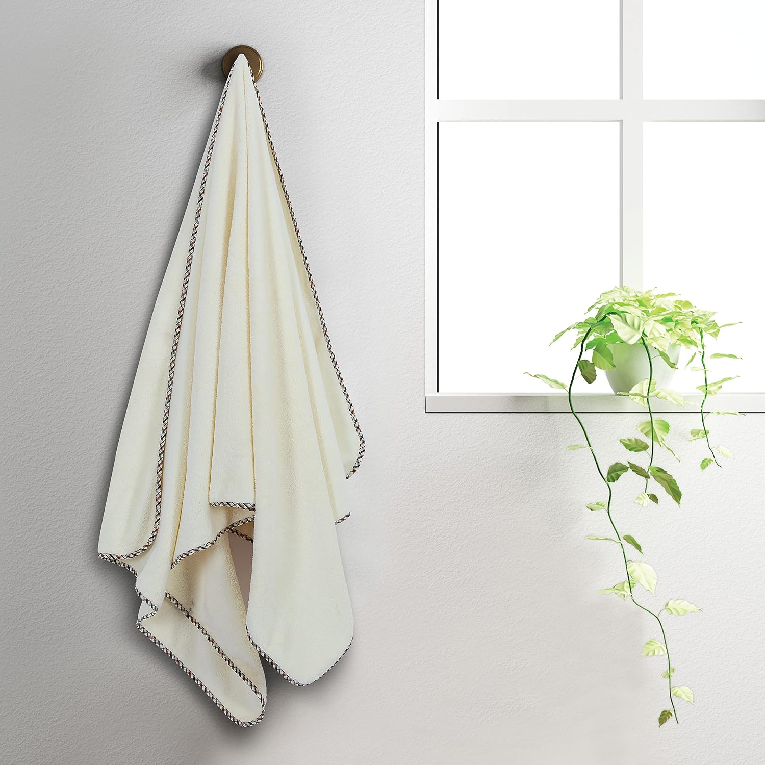 Spread Spain Microfiber Bath Towel 1200 Gsm | Extra Soft Plush & High Absorbent Bath Towel For Men & Women - Ivory & Fashion Fruit (Pack Of 2)
