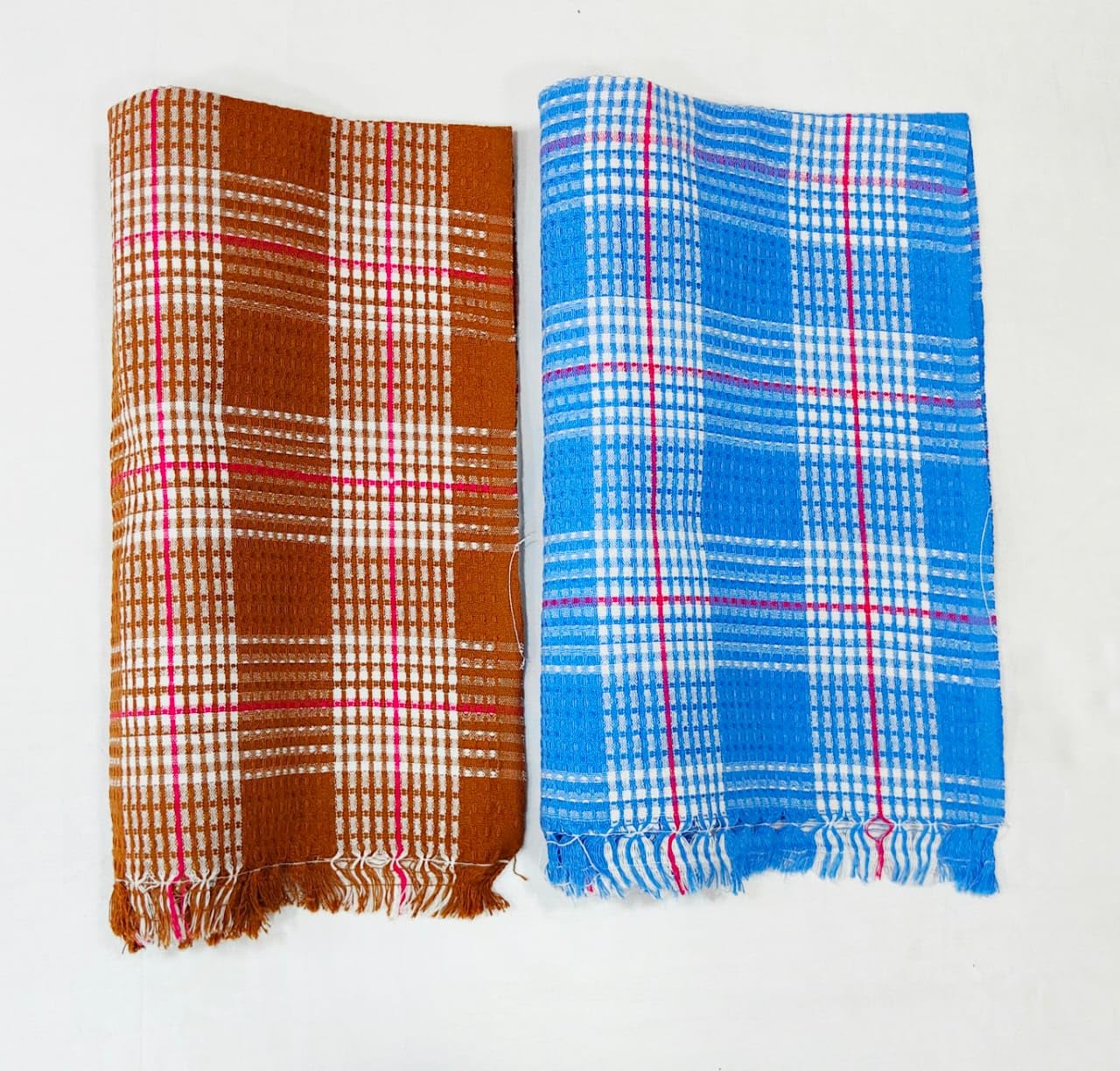 Bombay Dyeing Rimzim 100% Cotton Printed Soft & Slick Quick Drying Bath Towels 500 Gsm (Brown & Blue) - 2 Pcs