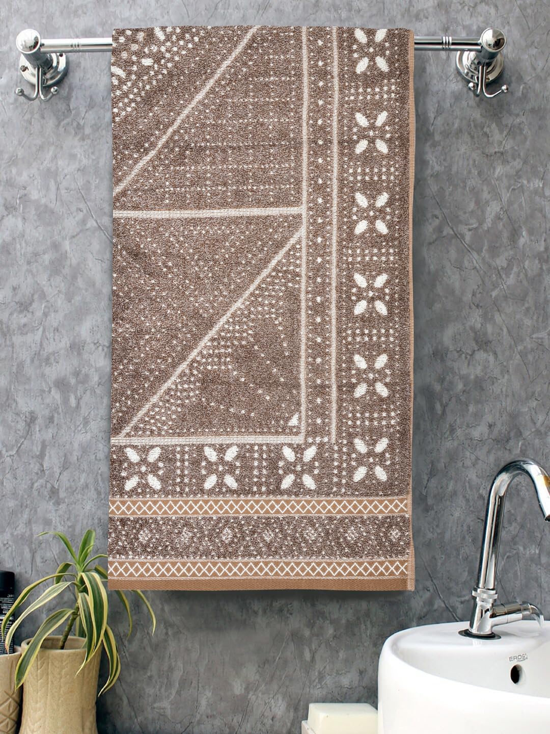 Homefresh Decorative Cotton Bath Towel 500 Gsm | Geometric Pattern Brown & White (Arkin)