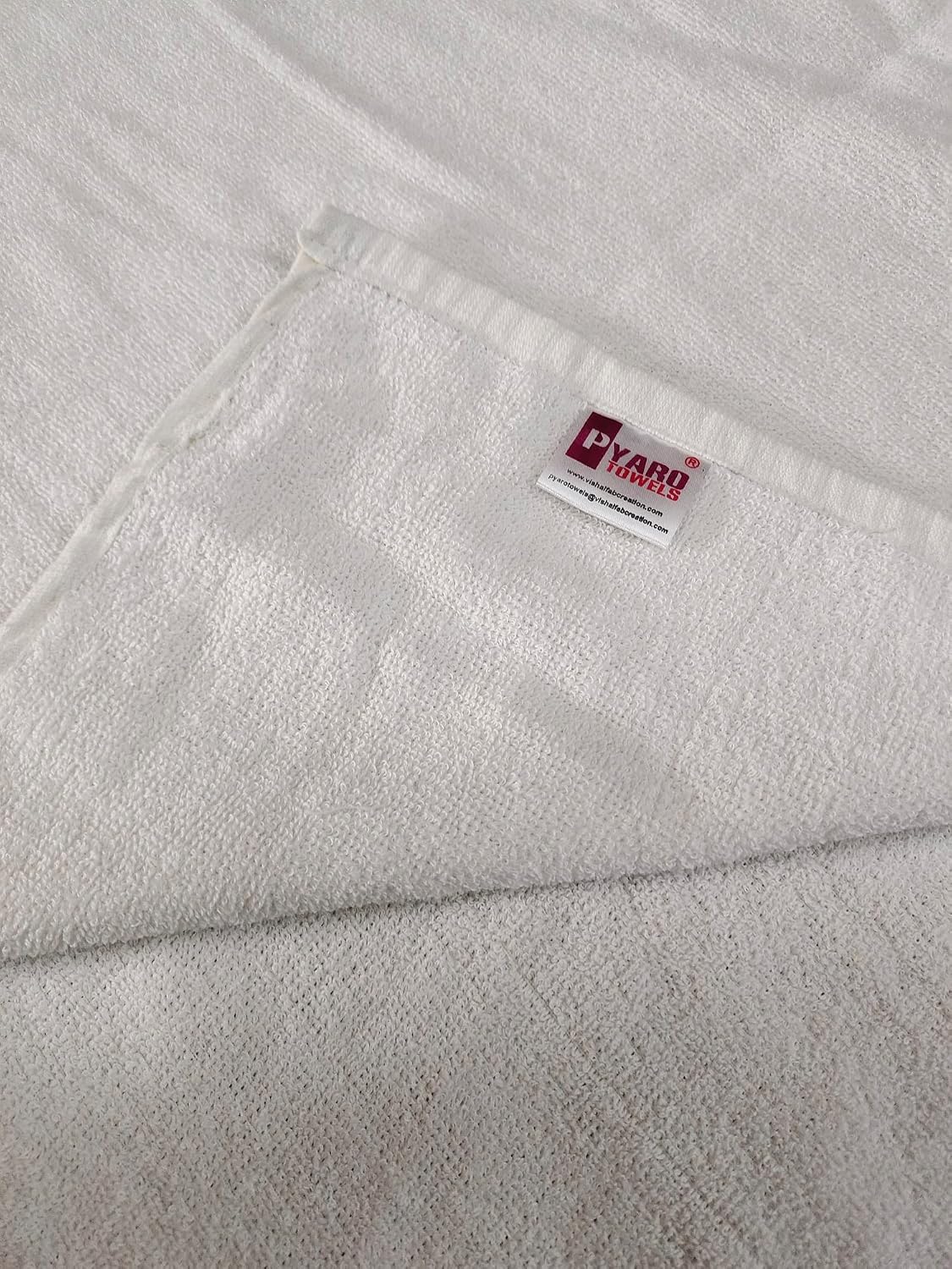 Pyaro Medium Size Bath Towel 900 Gsm | Spa & Gym Towel Sets, Fade Resistant, Ideal For Daily Use | Pack Of 2 (White)