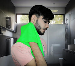 Softspun Microfiber Gym & Sports Sweat Towel 340 Gsm | Ultra Absorbent Lightweight Ultracompact Quick Drying For Working Out, Camping Hiking Travel Men & Women (Green)