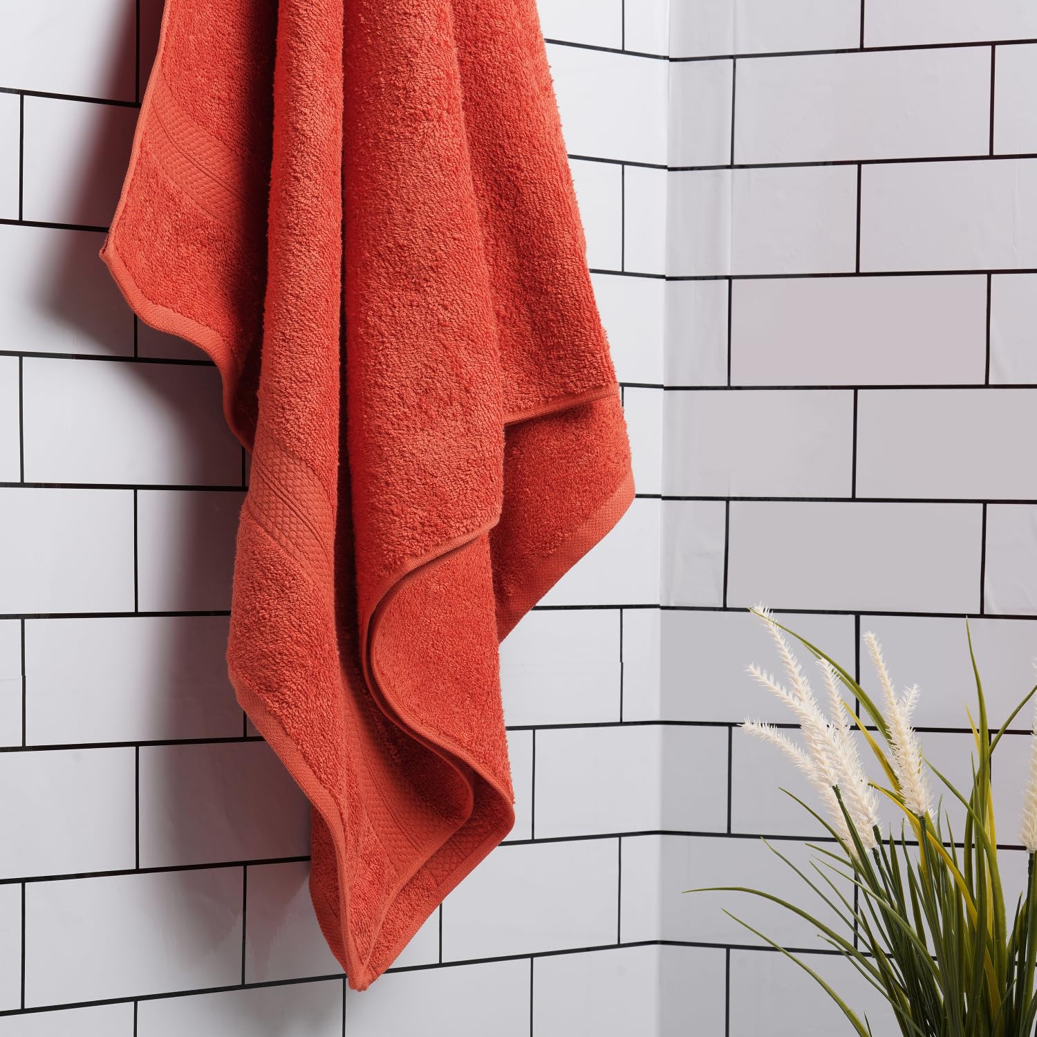 Spaces Colorfas 100% Cotton Bath Towel 500 Gsm (Red)
