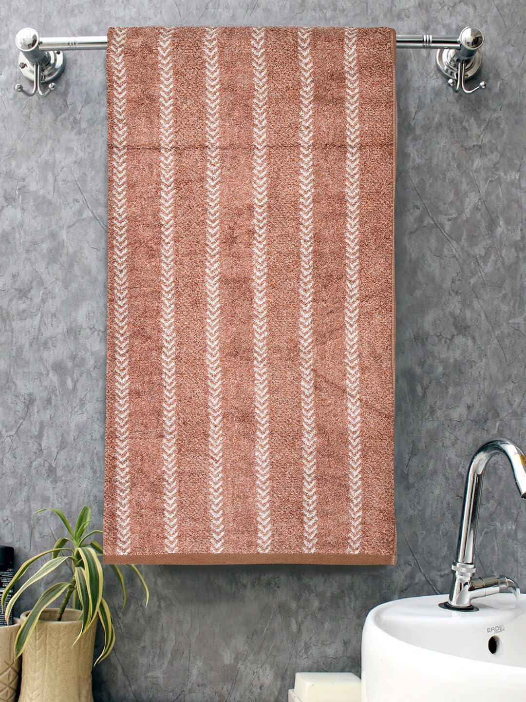 Homefresh Decorative Cotton Bath Towel 500 Gsm | Geometric Pattern Brown & White (Ginger)
