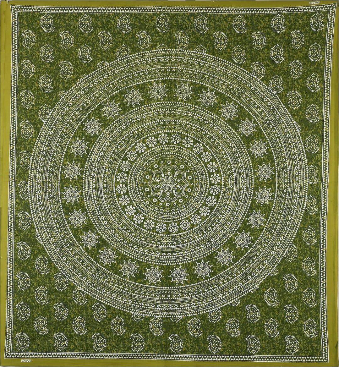 Printed Double Bedsheet For King Size With 2 Pillow Covers - 90 X 100 Inches, Green & White | Better Use Soft Detergent For Long Durability