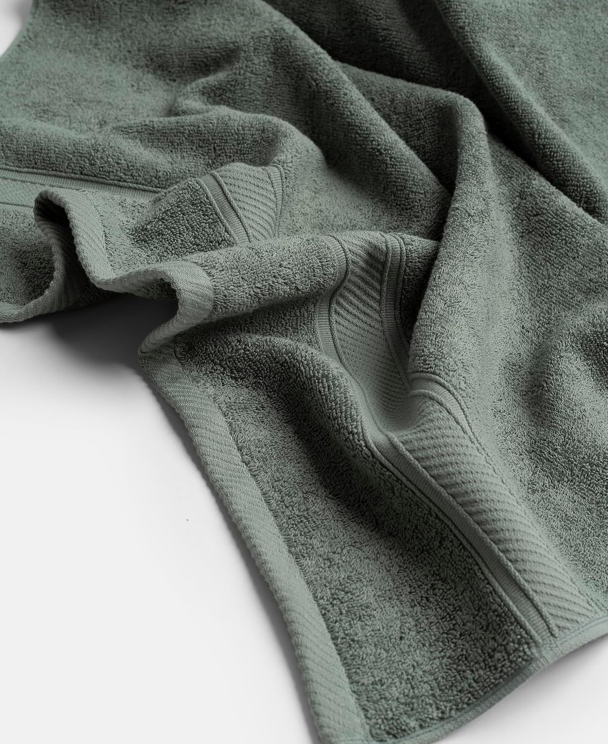Jockey T101 Men'S Cotton Terry Ultrasoft & Durable Solid Bath Towel 590 Gsm (Sage)