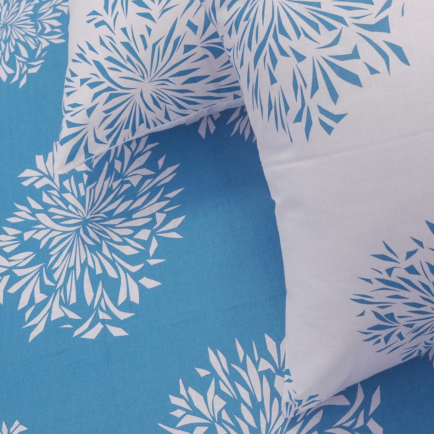 1 Single Bedsheet With 1 Pillow Cover | Durable & Long Lasting Fabric, Easy Hand & Machine Wash | Size - 55 X 88 Inches, Blue & White