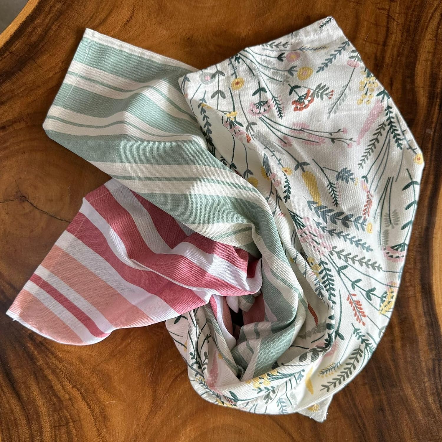 Oak & Lily 100% Cotton Kitchen Napkins Dish Towels 350 Gsm | Premium European Quality Washable, Large Size Kitchen Cloth For Roti, Cleaning, Drying | Green Floral (Set Of 3)