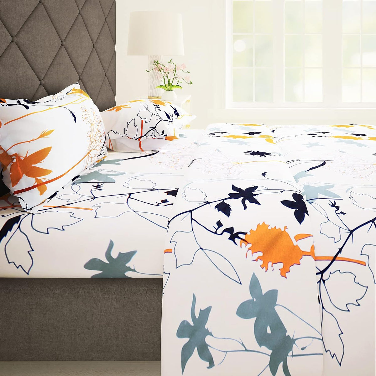 Cotton Double Bedsheet For King Size With 2 Pillow Covers - 108 X 108 Inches, White & Yellow | Perfect For Home Decor & Gifting | 186 Thread Count