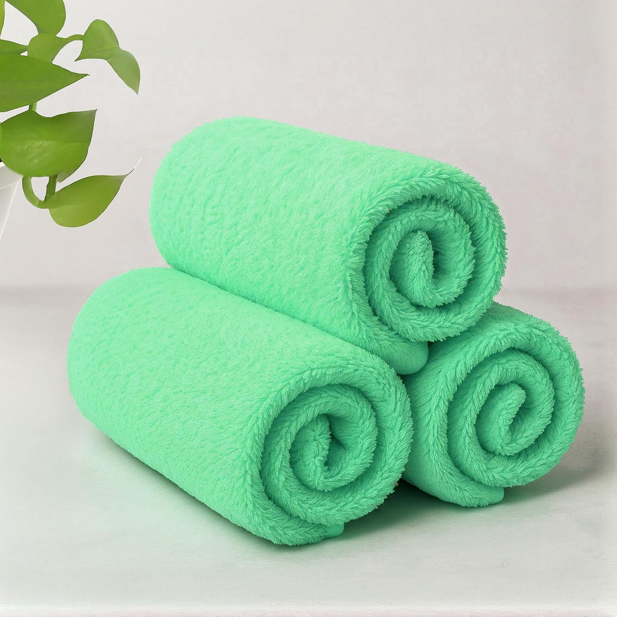 Kuber Industries Cleaning Towel 450 Gsm | Reusable & Water Absorbent Towels For Cleaning Glass, Kitchens & Bathrooms - Pack Of 3 (Green)