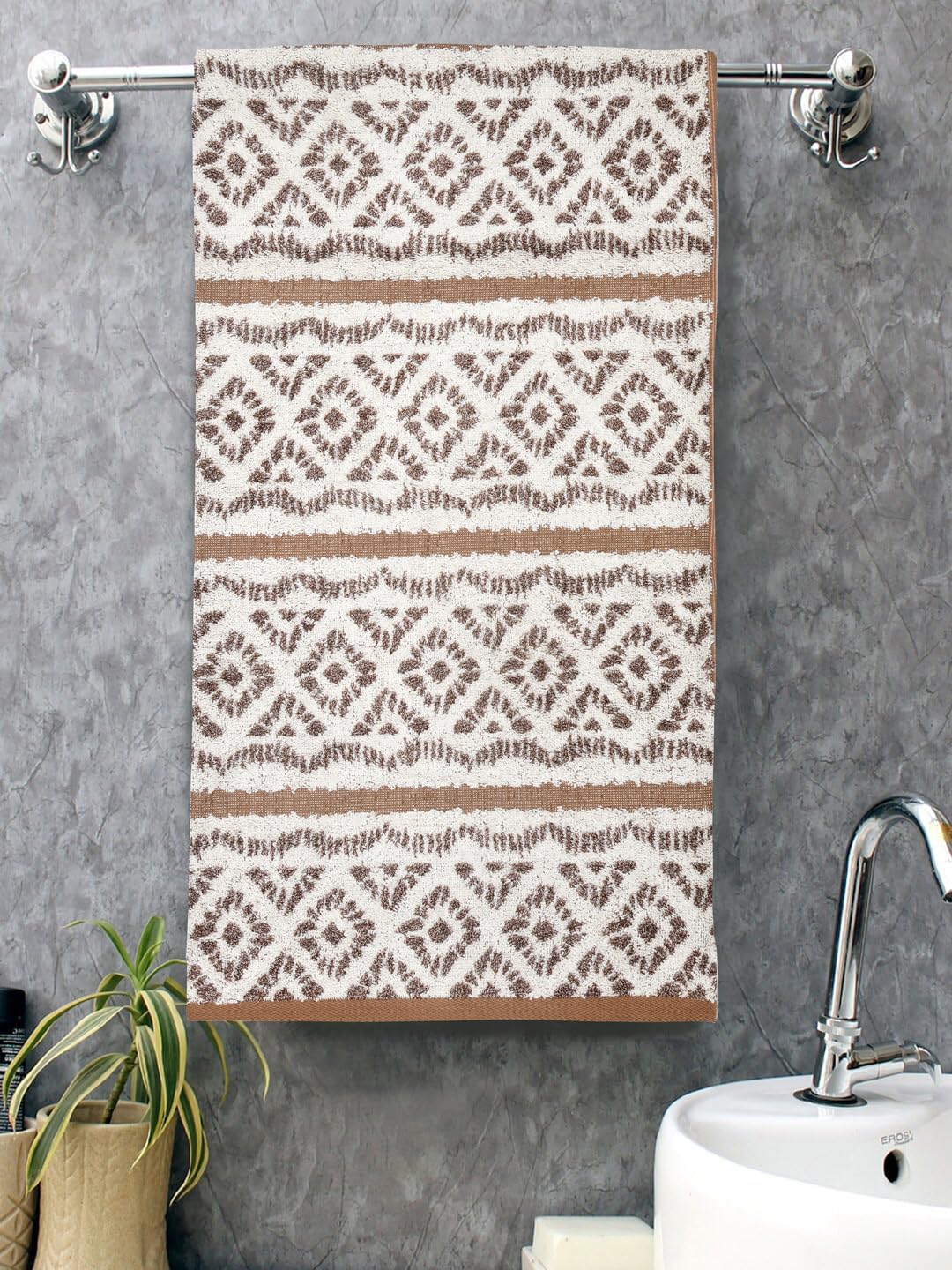 Homefresh Decorative Cotton Bath Towel 500 Gsm | Geometric Pattern Brown & White (Kelle)
