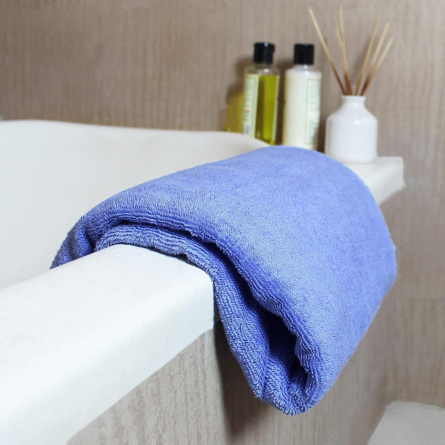 Heelium Bamboo Bath Towel 4x Softer & Quick Drying 400 Gsm (Iris)