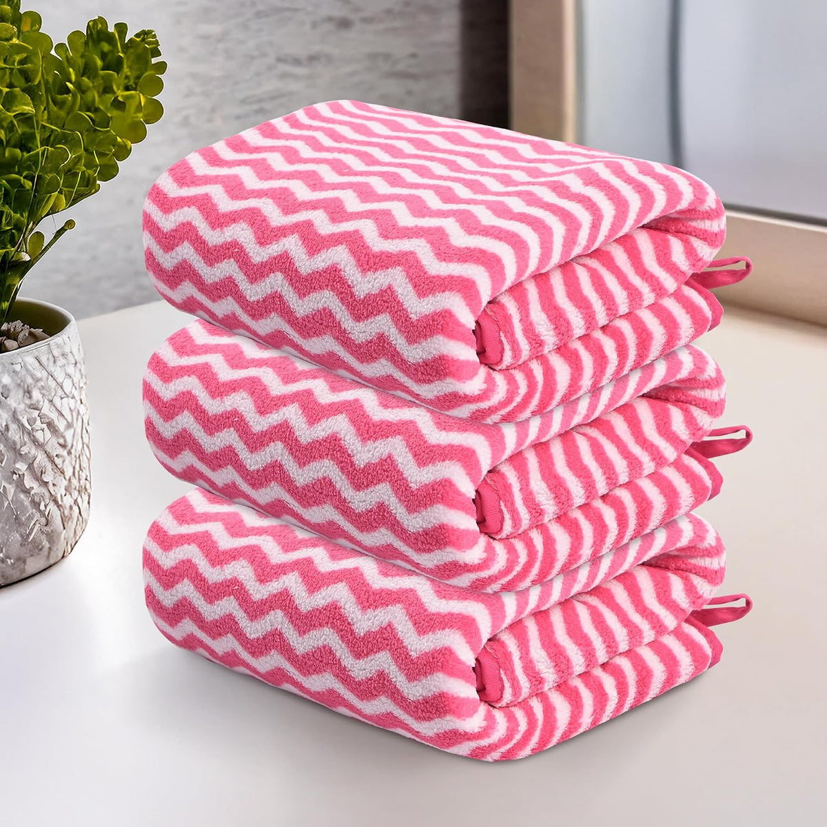 Heart Home Microfiber Soft Face Towels 700 Gsm | Quick Dry & Absorbent Hanging Hand Towels Zig Zag - Pink (Pack Of 3)