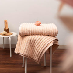 Vilasiya 100% Cotton Elace Ribbed Style Bath Towel 600 Gsm | Zero Twist Yarn Luxurious Soft, Extra Absorbent & Plushy (Peach)