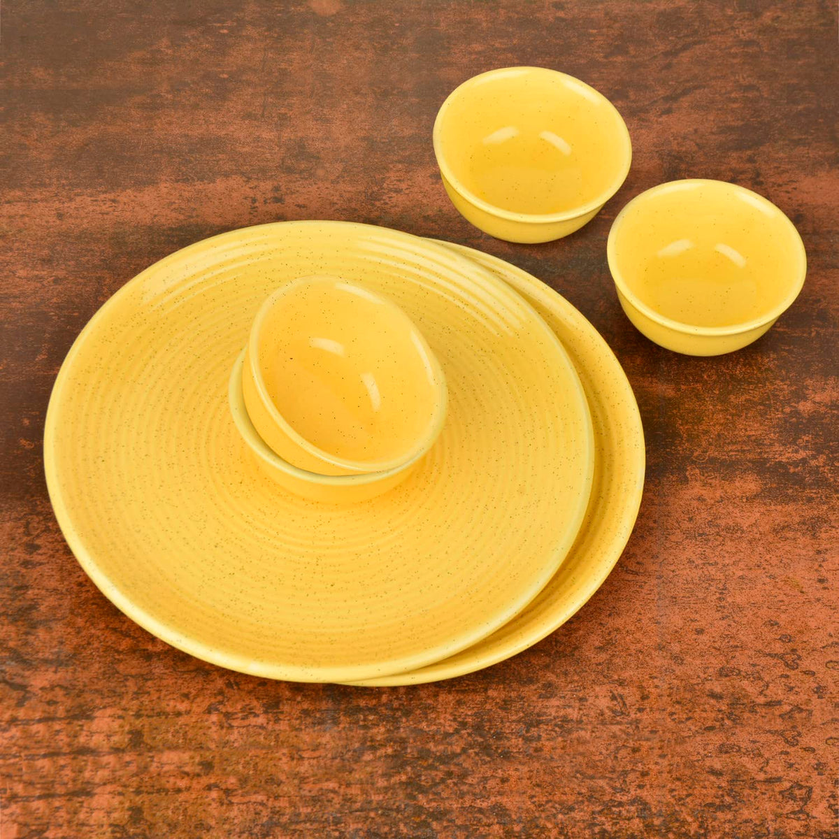 Premium Ribbed Ceramic 2 Dinner Serving Plate With 4 Dinner Bowls, Set Of 6 - Yellow, Plate Diameter: 10 Inches | Plates & Bowls Set - Golden Glow Collection