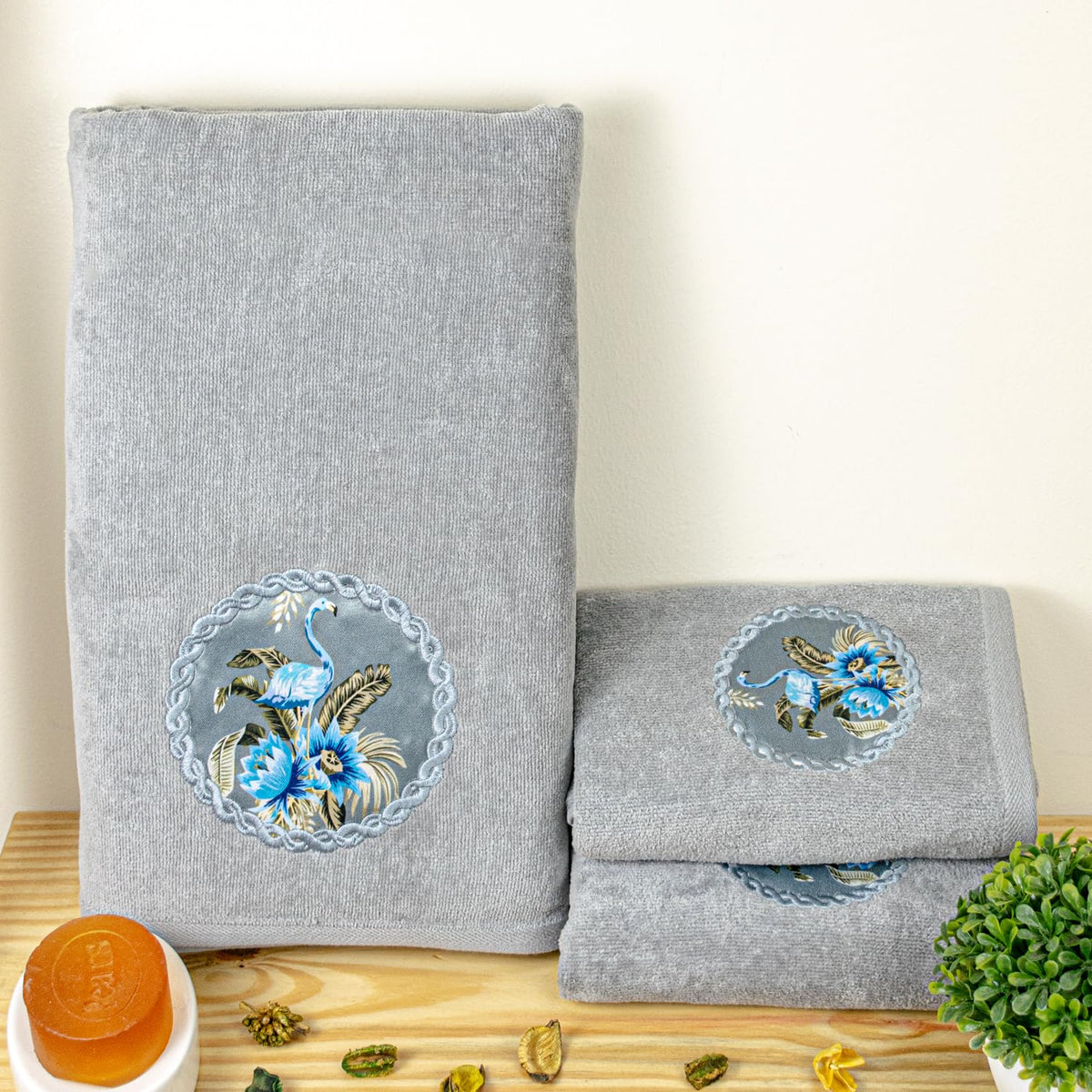 Akiko Home Prima Dream 100% Cotton 1 Bath & 2 Hand Towel 1000 Gsm | Soft, Absorbent & Durable, Cotton Bath Towel | Pack Of 3 (Grey)