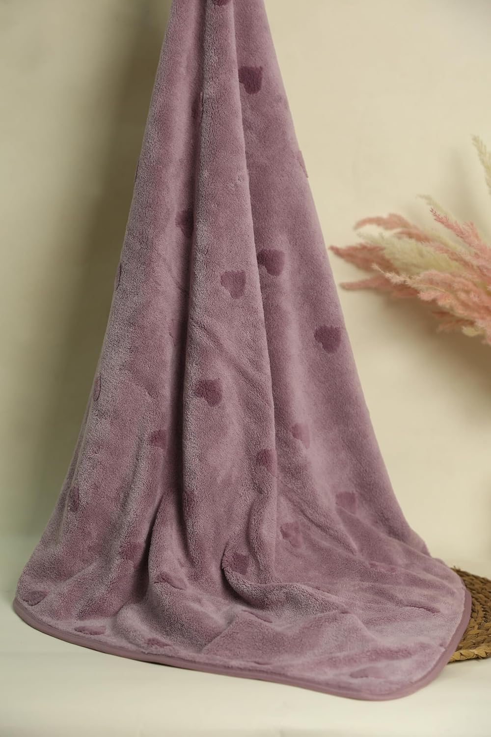 Hanker Ultra Luxury Large Size Plush Bath Towel 500 Gsm | Hearts Pattern Super, Very Soft On Skin, Luxurious Fabric, Pure Polyamide Bath Towel (Purple)