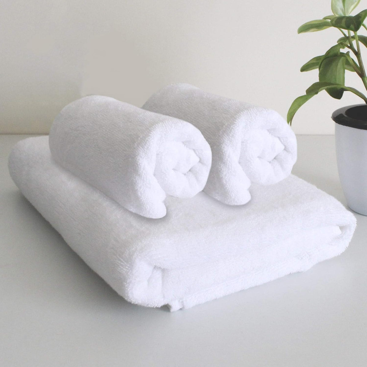 Heelium Bamboo Towel Set 1 Bath & 2 Hand Towel 800 Gsm | Super Soft & Antibacterial Towel (White) - 3 Piece