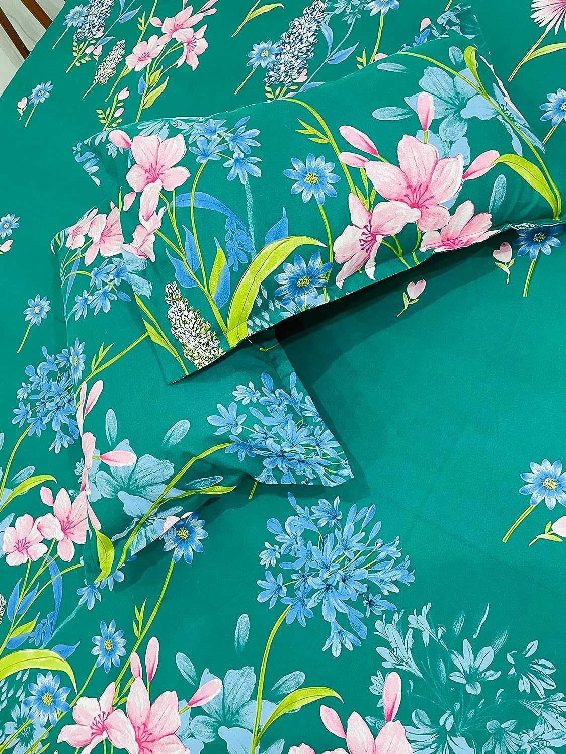 Bedsheet Single Size Elastic Fitted With 1 Pillow Cover - 48 X 72 X 8 Inches, Green | Soft Touch To Skin | Perfect Ideal For House, Hotel, Guest House Bedsheet