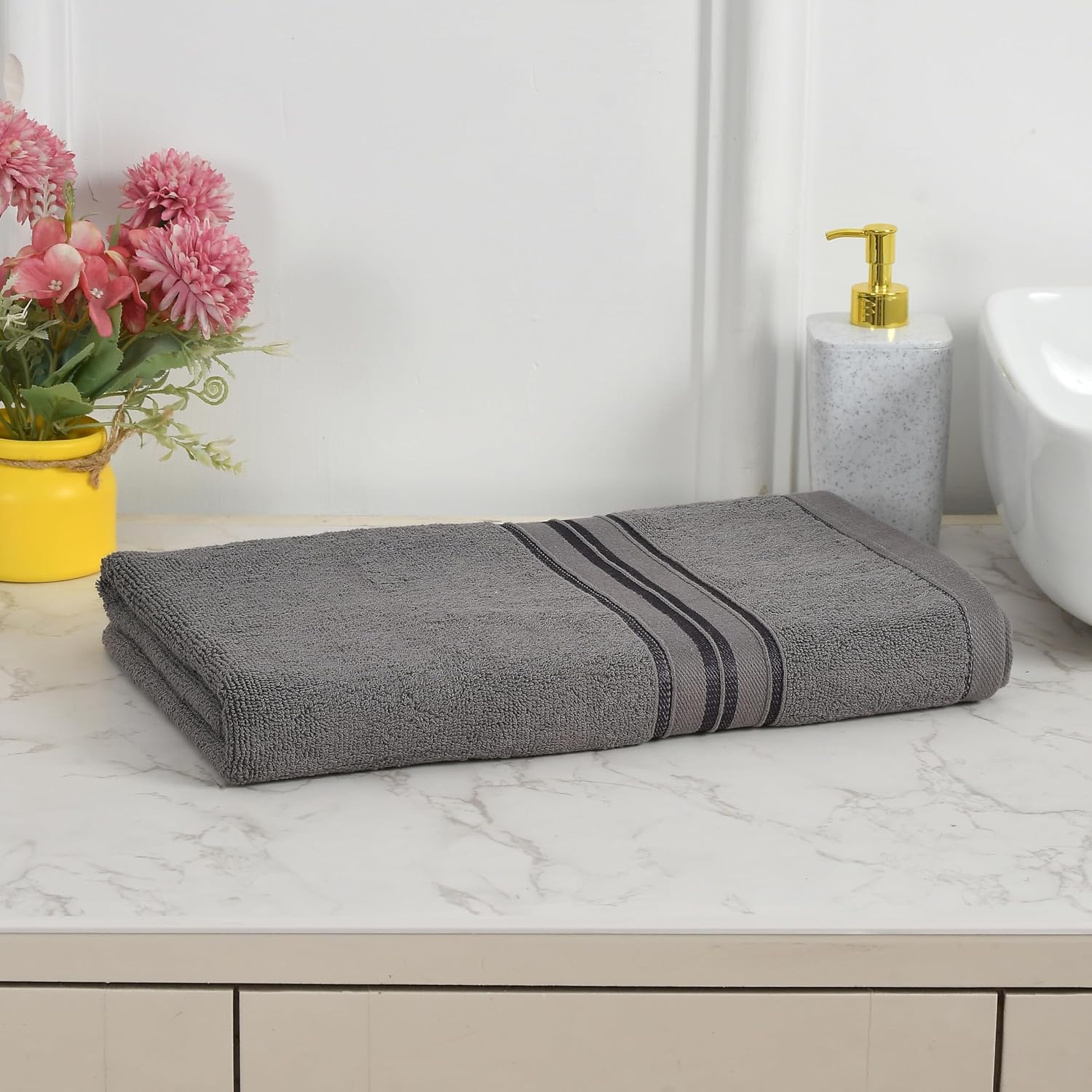Cotton Bolls Textiles 100% Cotton Bath Towel 600 Gsm | Super Soft & Absorbent Quick-Dry Bath Towel Textured & Durable Cotton Towel (Dark Grey)