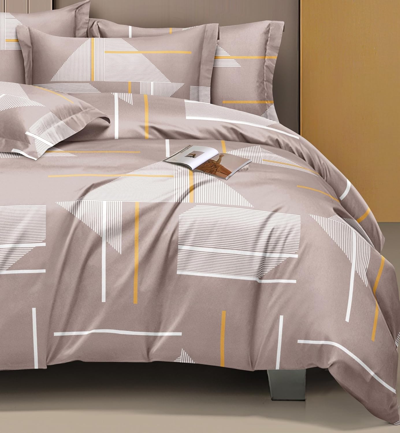 Cotton Elastic Fitted All Around Printed Queen Size Double Bed Bedsheet With 2 Pillow Cover - 60x78 Inches, Beige | Super Soft Premium Glace Cotton Bedsheet