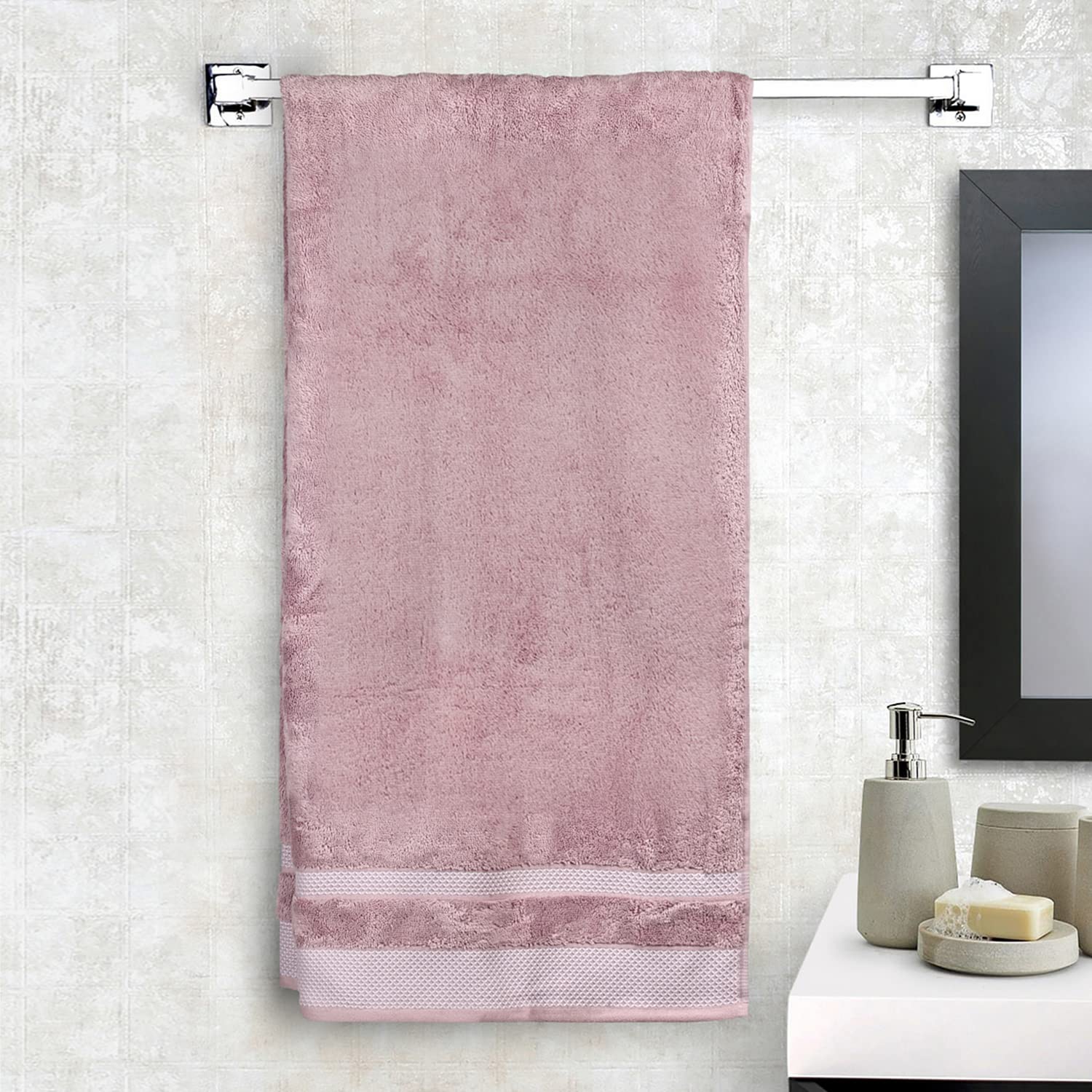 Spaces Hygro Cotton Bath Towel 705 Gsm | Blooms Softer When Washed Ultra Absorbency Dries You Quicker (Light Violet)