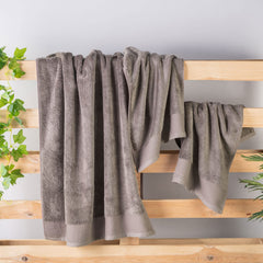 Spread Spain 1 Bath & 2 Hand Towels 900 Gsm | Highly Absorbent & Soft Modern Decor Design Towel Sets (Brown)