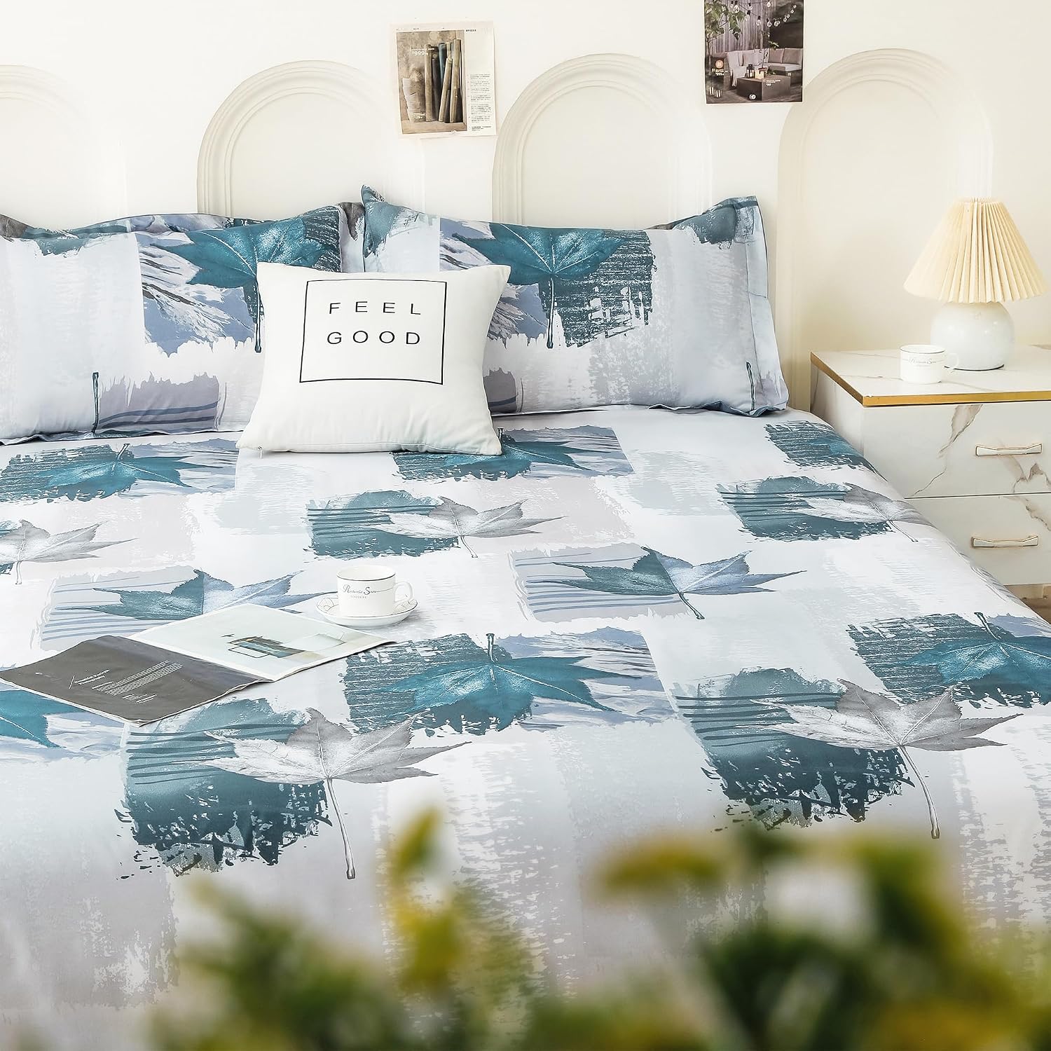 1 Double Bedsheet For Queen Size With 2 Pillow Covers - 88 X 100 Inches, White & Grey | Perfect For Festive Gifting | Soft & Durable For Everyday Use & Bedroom - All Season Comfort
