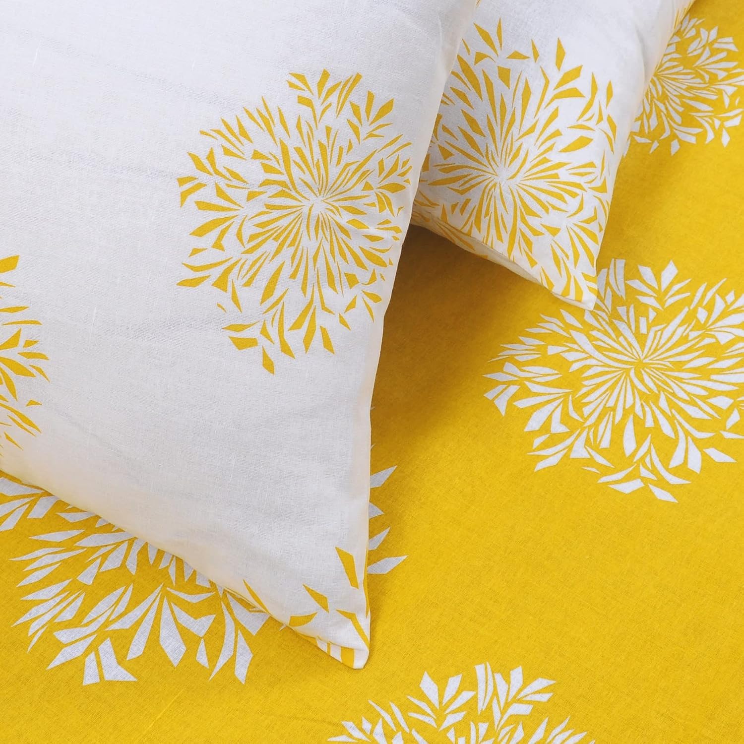 1 Single Bedsheet With 1 Pillow Cover | Durable & Long Lasting Fabric, Easy Hand & Machine Wash | Size - 55 X 88 Inches, Yellow & White