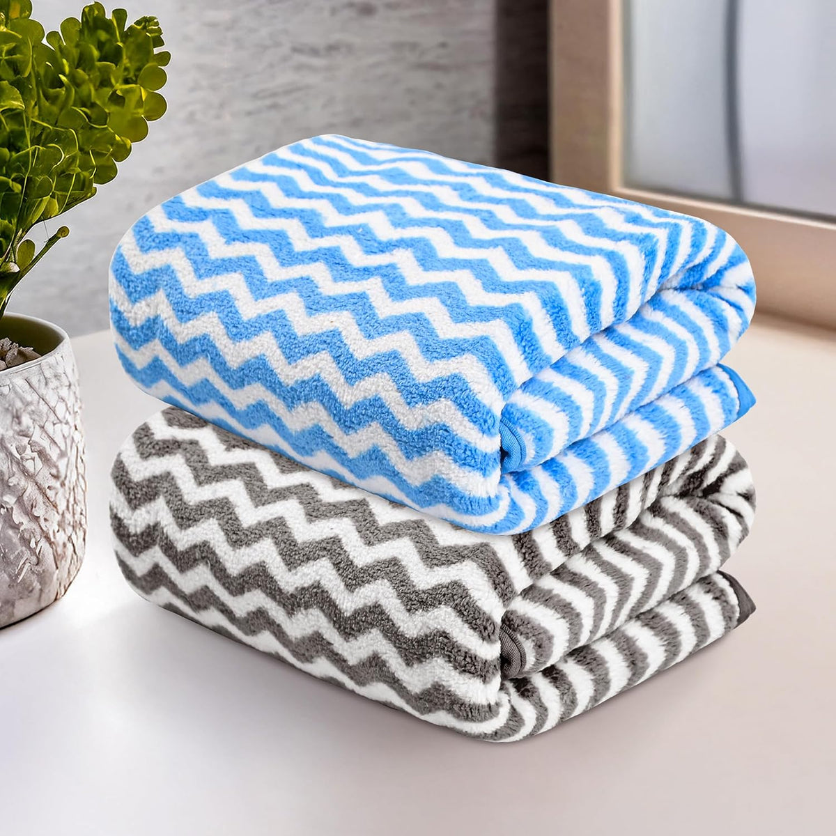 Kuber Industries Microfiber Soft Face Towel 400 Gsm | Absorbent Hanging Hand Towels For Wash Basin Bathroom | Zig Zag - Grey & Blue (2 Pcs)