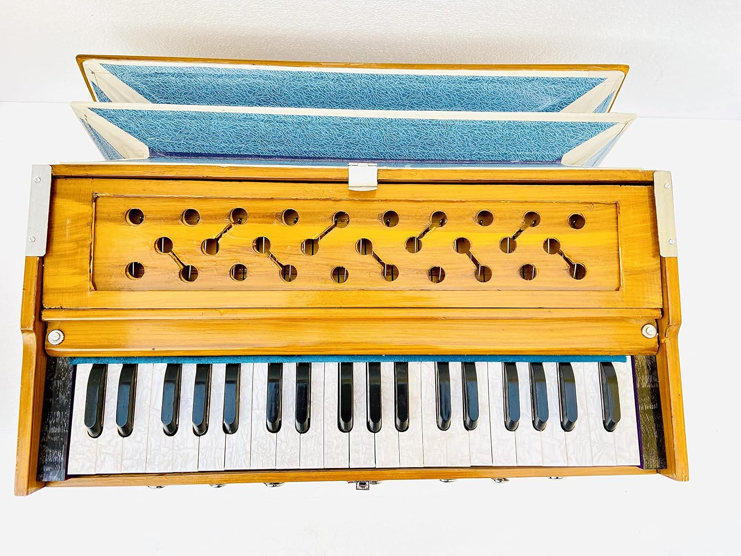 Musical Instrument Harmonium With Cover & Free Carry Bag For Beginners & Professionals - 39 Keys, 7 Stopper, Double Bellow, 3 1/4 Octave, Two Reeds (Bass- Male)