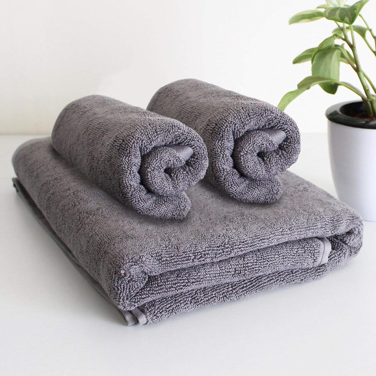 Heelium Bamboo Towel 1 Bath & 2 Hand Towel 900 Gsm | Soft, High Absorbency & Antibacterial Towels (White) - Pack Of 3
