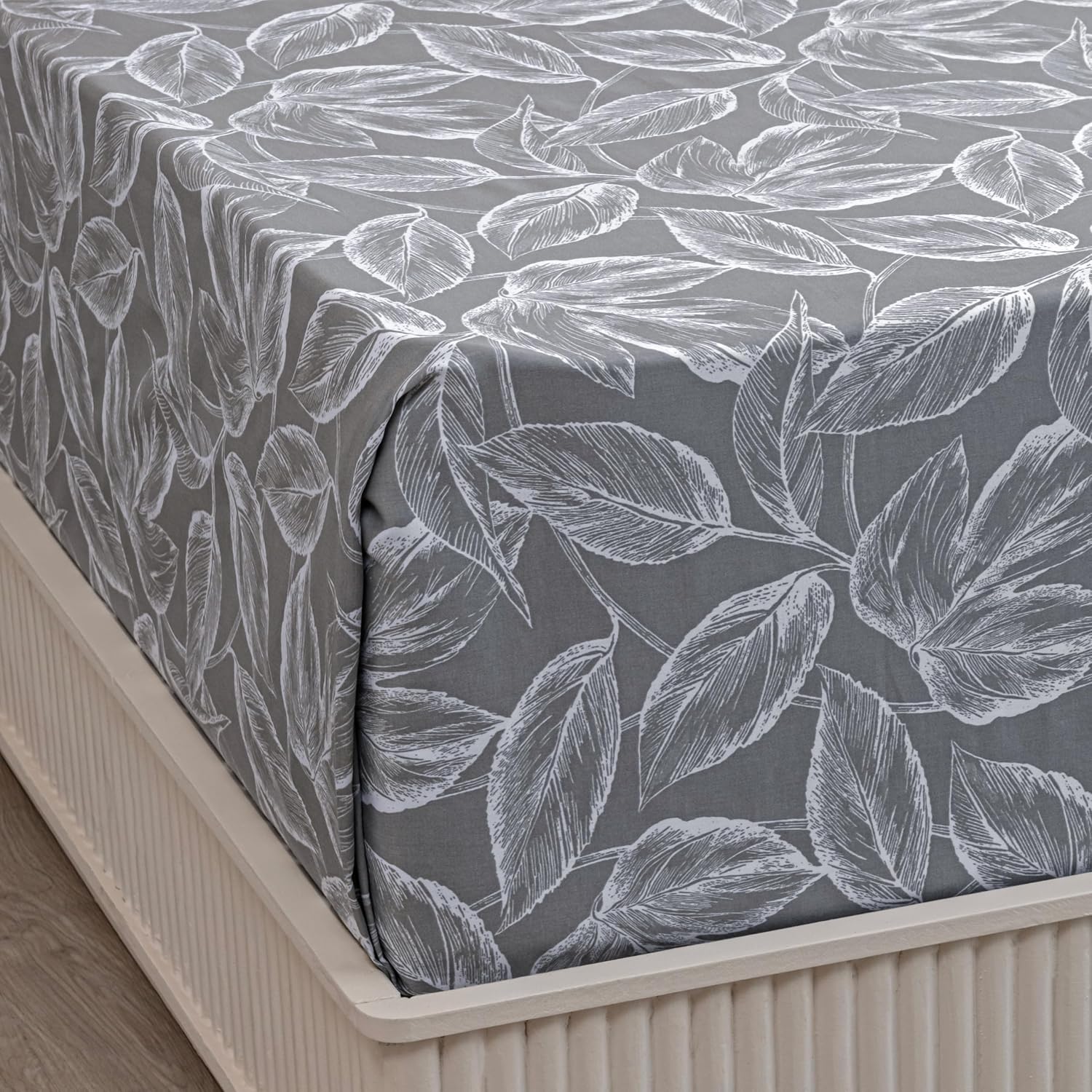 Soft Bedsheets For Queen Size With Two Pillow Cover - 90 X 100 Inches, Grey & White | Lightweight, Soft, Skin Friendly - Durable Bedsheets For Everyday Comfort