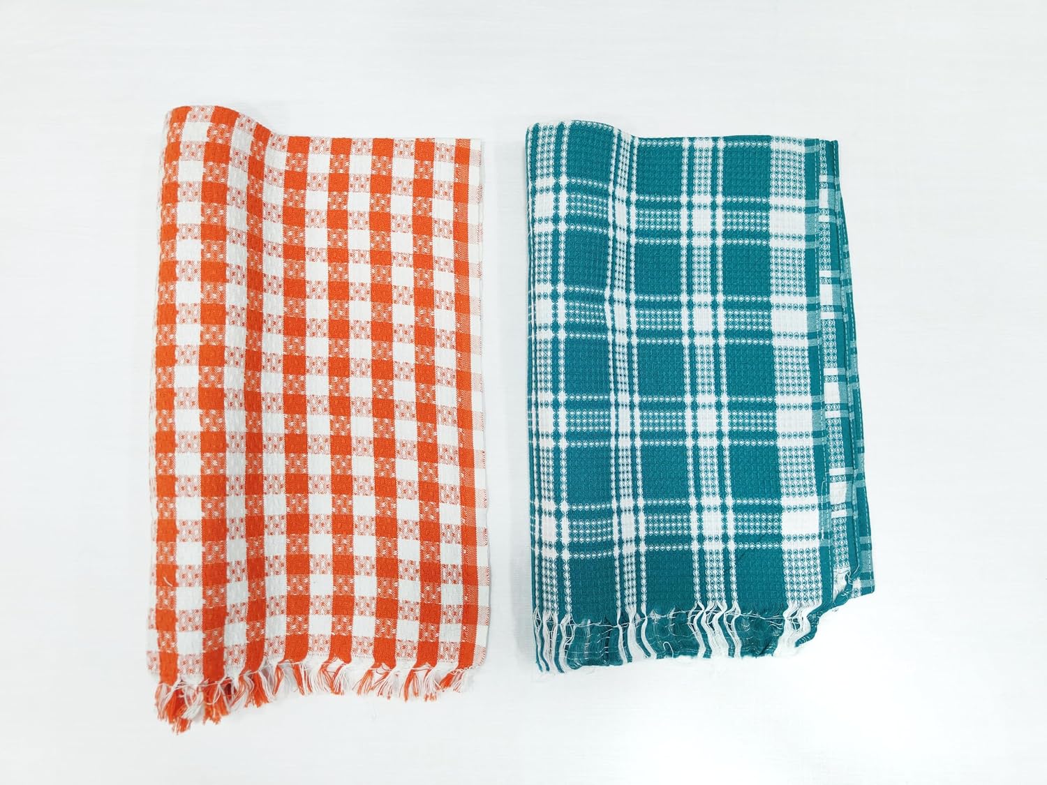Bombay Dyeing Rimzim 100% Cotton Printed Soft & Slick Quick Drying Bath Towels 500 Gsm (Orange & Green) - 2 Pcs
