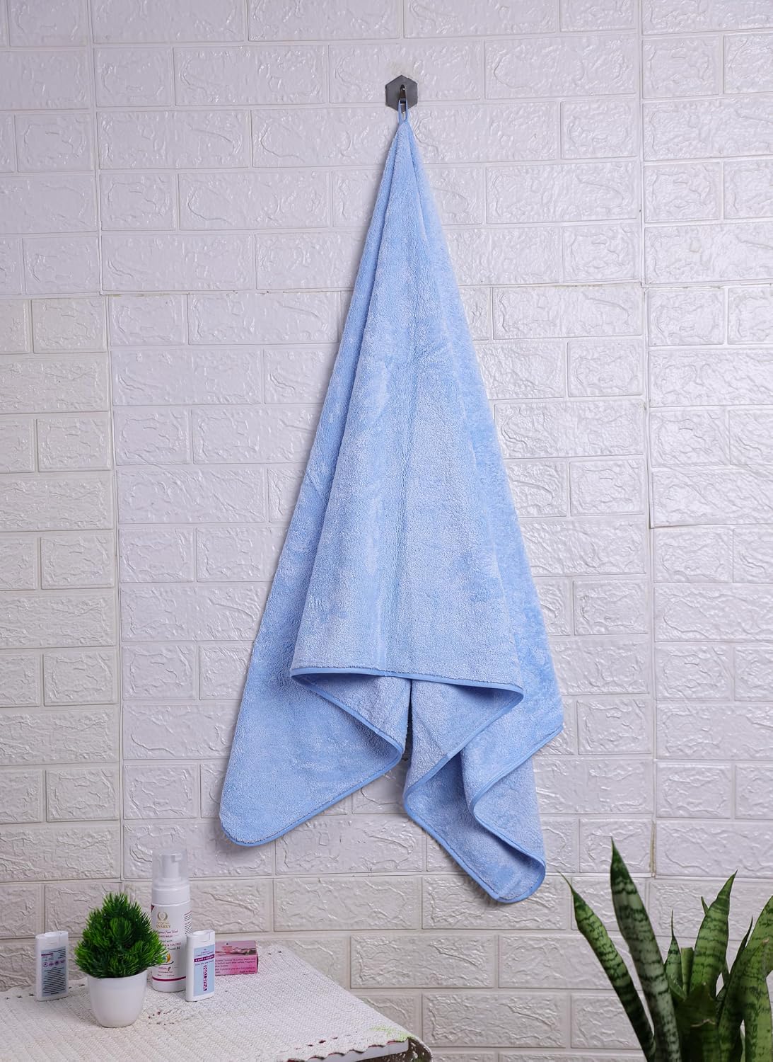 Fezora Microfiber Bath Towels 500 Gsm | Large Size Bath Towel- Super & Absorbent With Hook Quick Dry Towel For Men & Women (Light Blue)