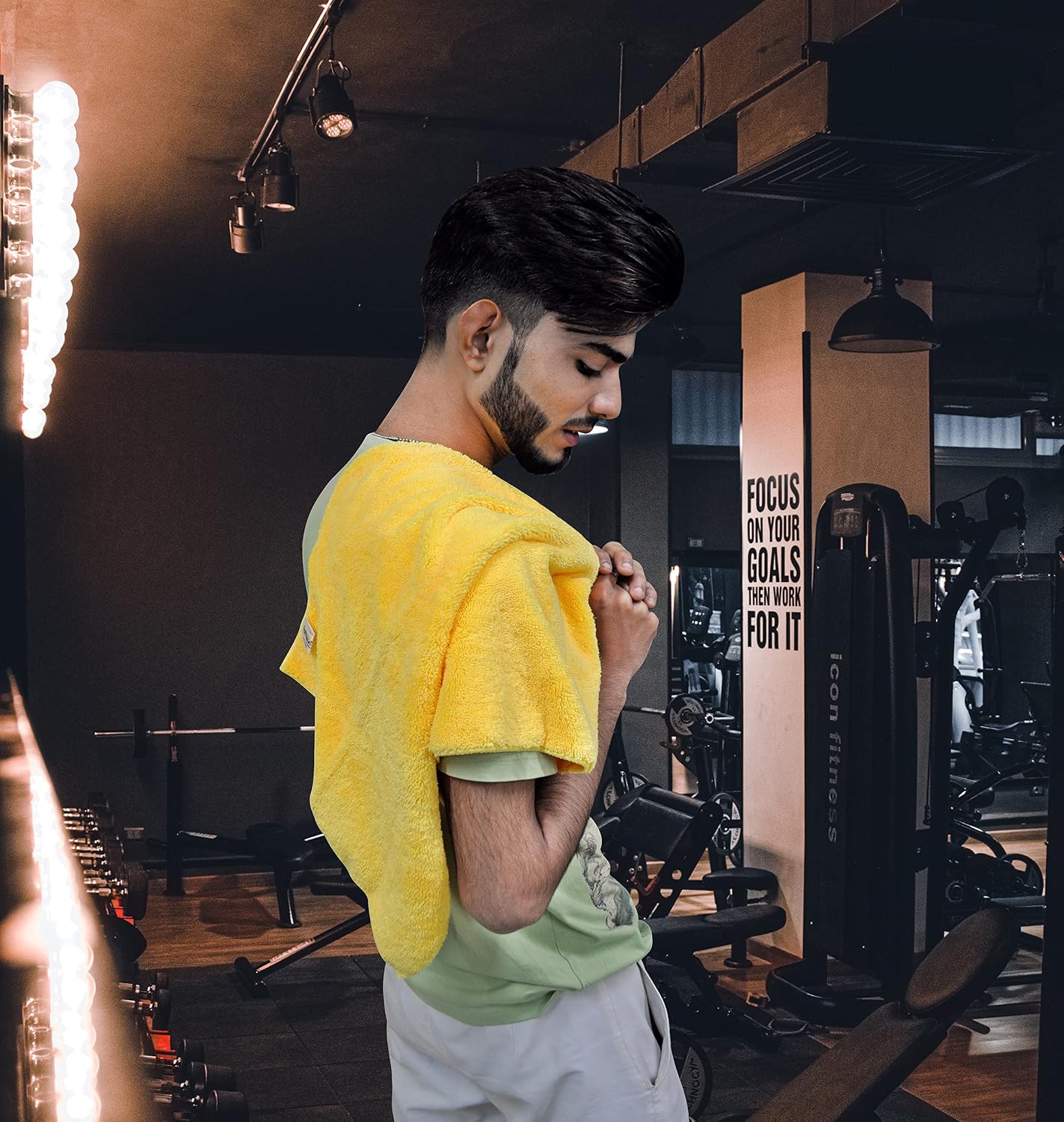 Softspun Microfiber Towels 380 Gsm | High Loop Gym & Sports For Men & Women Fast Drying Super Absorbent Lightweight (Yellow)