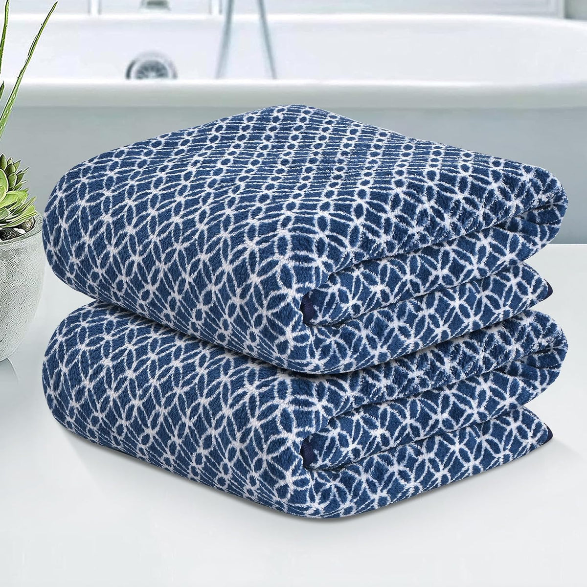 Kuber Industries Microfiber Bath Towel 700 Gsm | Large Size Soft Quick Dry & Absorbent Shower Bath Towel (Circle - Blue)- Pack Of 2