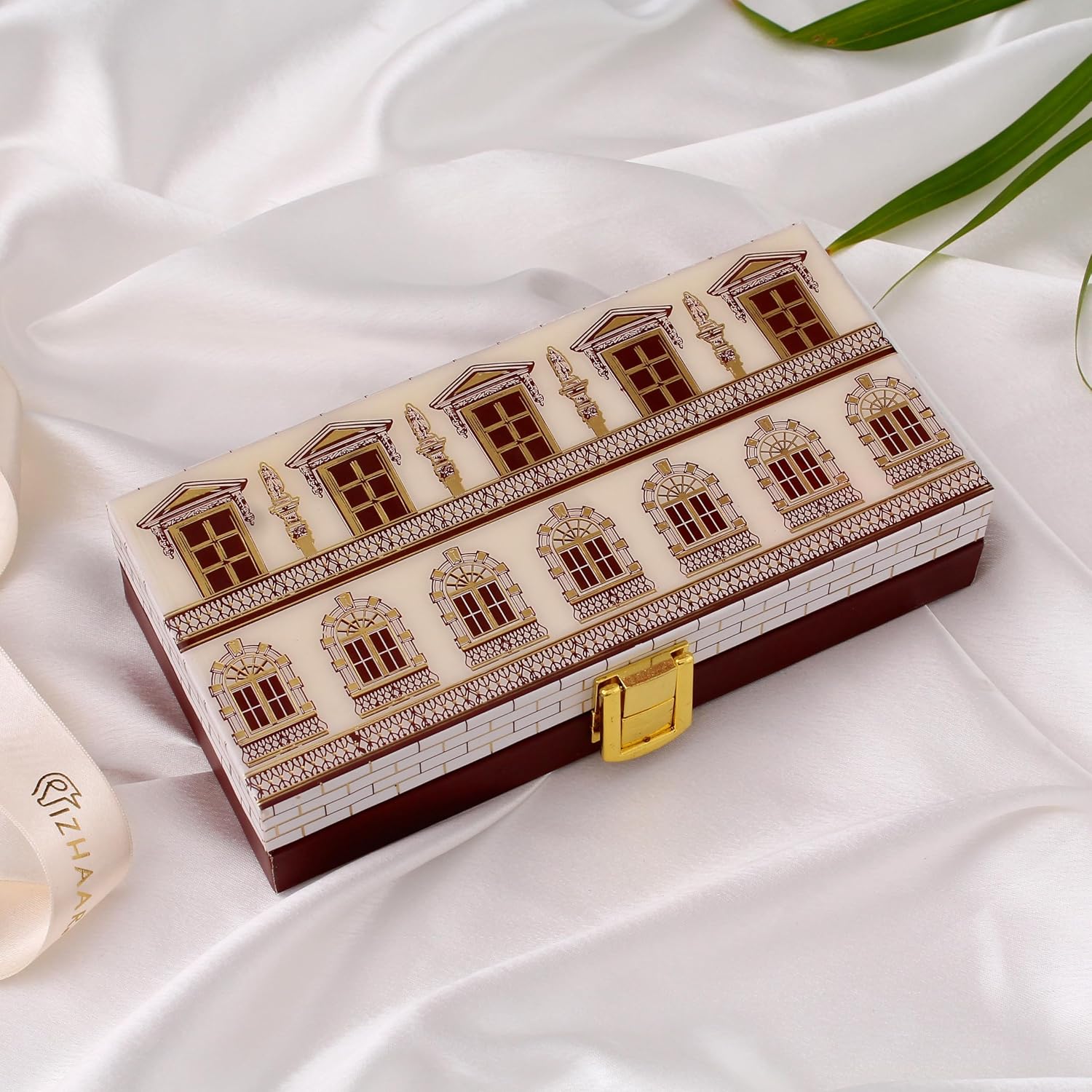 Roman Wooden Printed Cash Box Versatile For Shagun, Gifting, Gaddi, & Jewellery, Perfect For Shagun Envelopes, Wedding Gifts, Colour - Wine, Special Feature - Portable