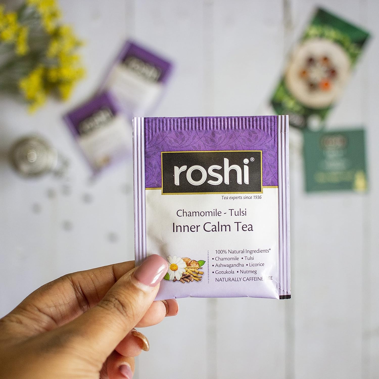 Roshi Chamomile Tulsi Inner Calm Tea + Lemongrass Cinnamon Simply Slim Green Tea Combo - Pack Of 2 X 25 Tea Bags | 100% Natural Ingredients - Supports Weight Loss, Caffeine Free
