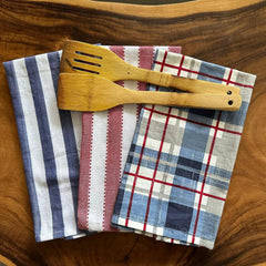Oak & Lily 100% Cotton Kitchen Napkins Dish Towels 350 Gsm | Premium European Quality Washable, Large Size Kitchen Cloth For Roti, Cleaning, Drying | Blue & Red Check Print (Set Of 3)
