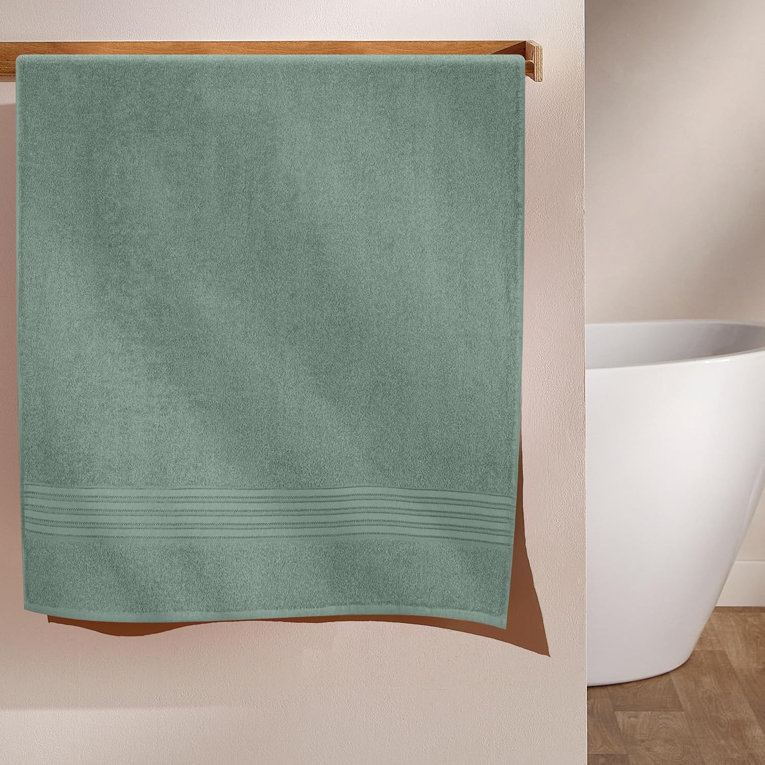 Boutiquo 100% Cotton Bath Towel 500 Gsm | Compact Quick Dry Lightweight Soft & Highly Absorbent Large Size Bath Towel - Jade