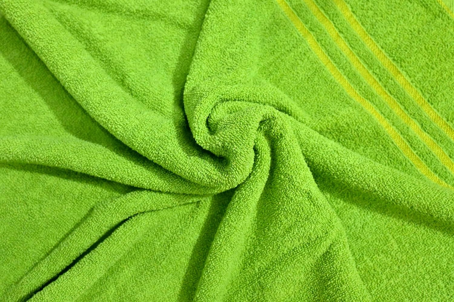 Siya Fashion Cotton Bath Towel 500 Gsm | Ultra Soft Absorbent Quick Dry Lightweight & Durable Fabric Perfect For Home, Gym, Travel & Everyday Use (Green)