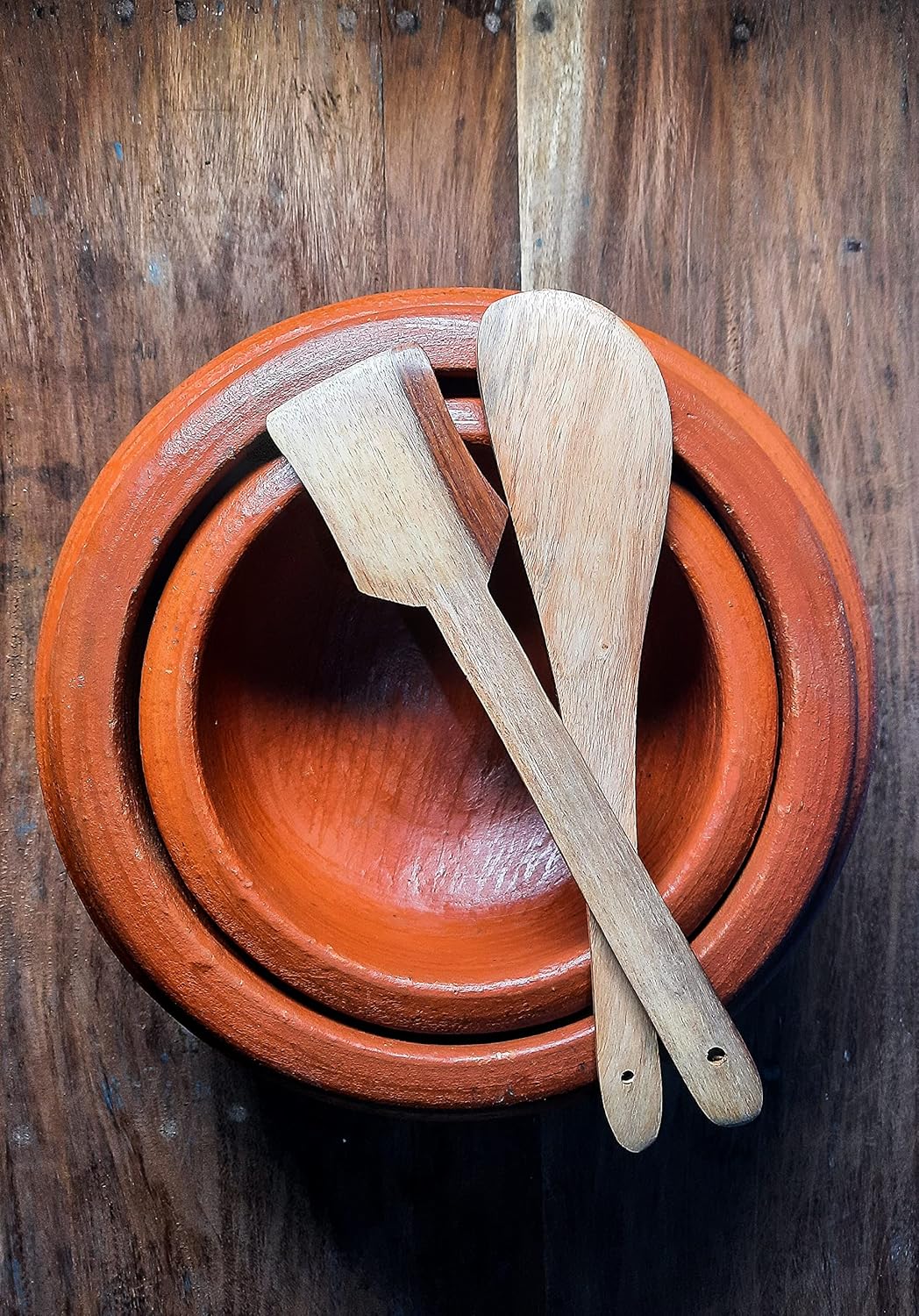 Deep Burned Uncoated Clay Pot Or Mitti Handi With Lid Combo + 2 Wooden Spatulas Complimentary Pack Of 3 - Red, 1+2+3 Liters | Pre-Seasoned Mud Pot - Unglazed, Double Fired, Hand Crafted