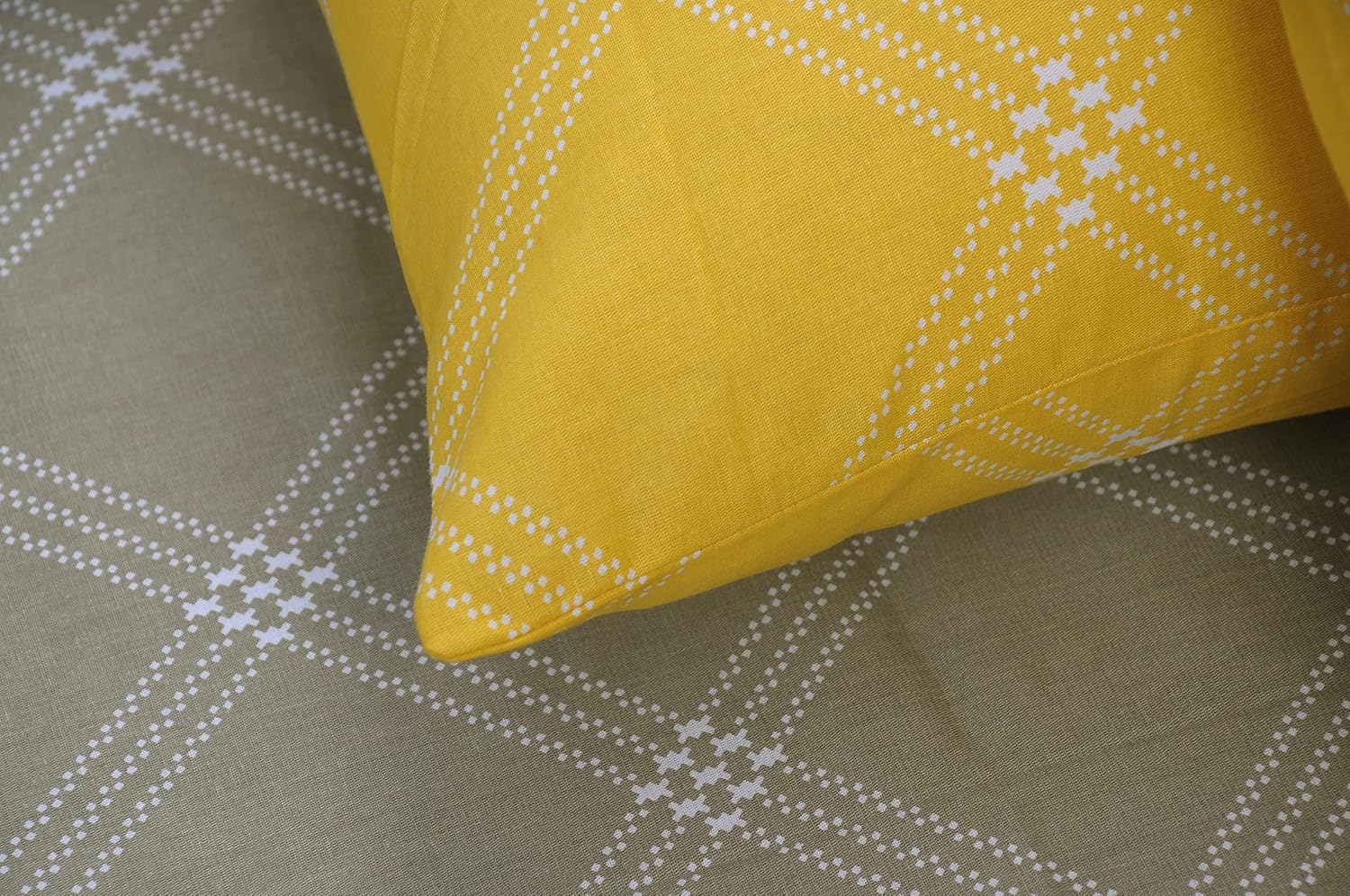 Premium Cotton Bedsheet For Double Bed King Size With 2 Pillow Covers - (108 X 108 Inches) Brandon Beige & Yellow | Ideal For All Season Comfortable Bedsheet